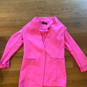 Bagatelle Women's Vibrant Pink Blazer